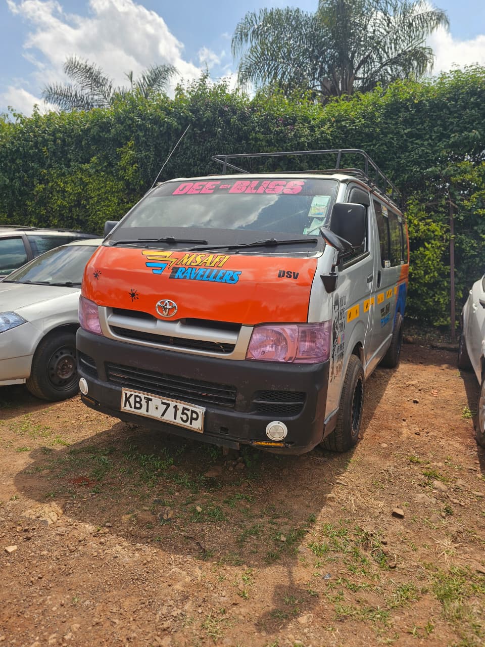 TOYOTA HIACE
